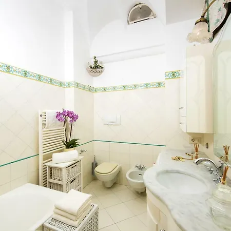 Proprieta Antonio 3 Unita Indipendenti Positano