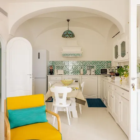 Апартаменты Proprieta Antonio 3 Unita Indipendenti Позитано